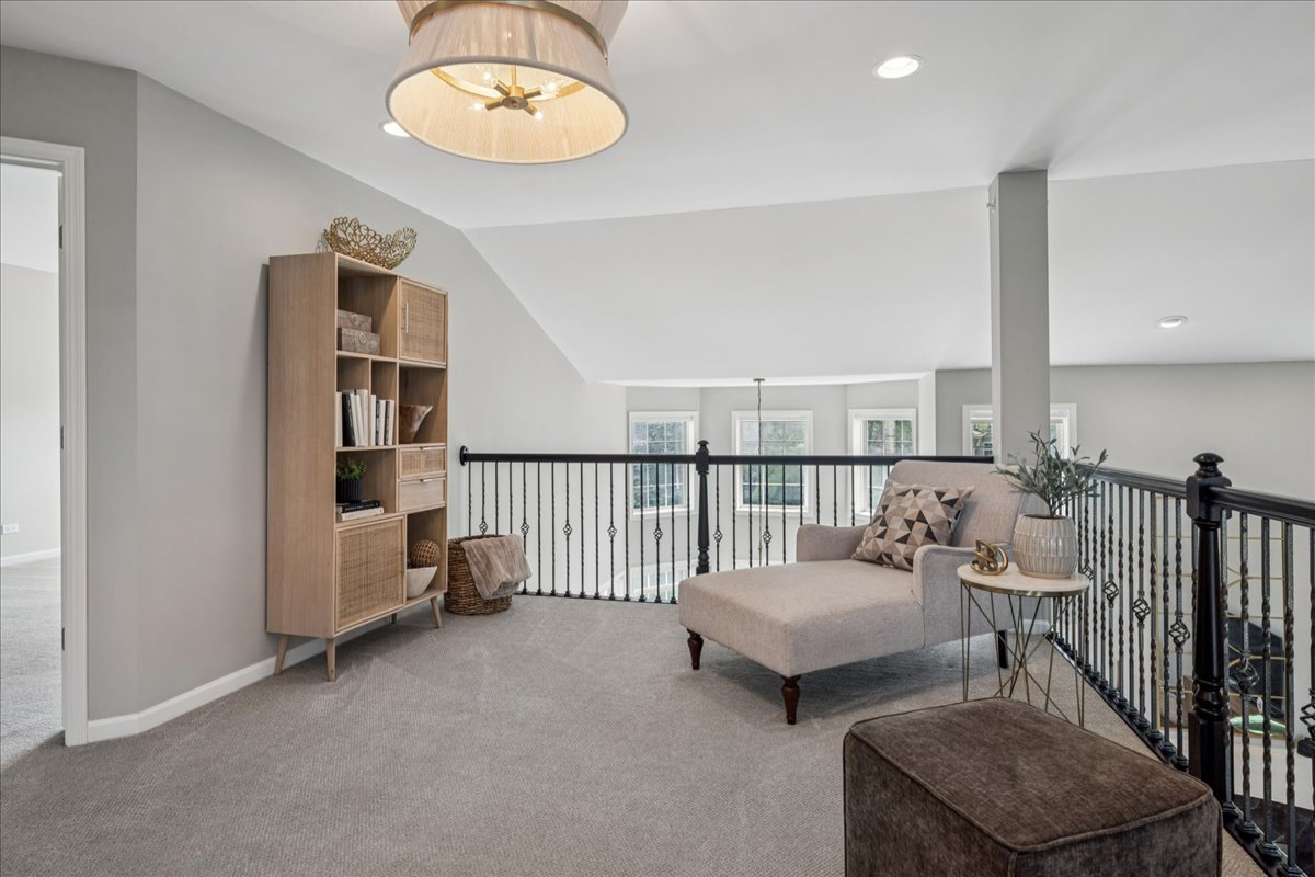 512 Stone Canyon Circle