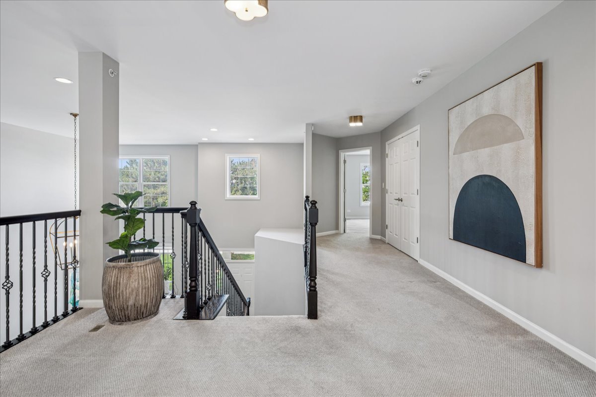 512 Stone Canyon Circle