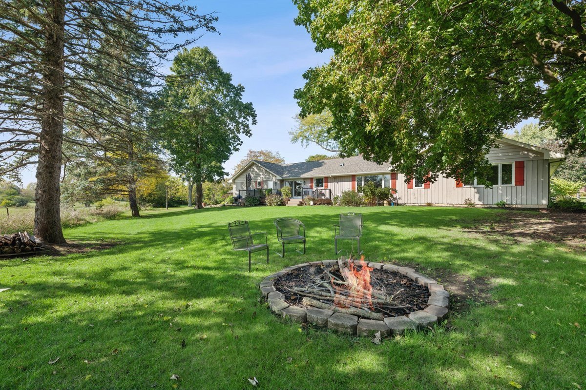 14 Golfview Lane