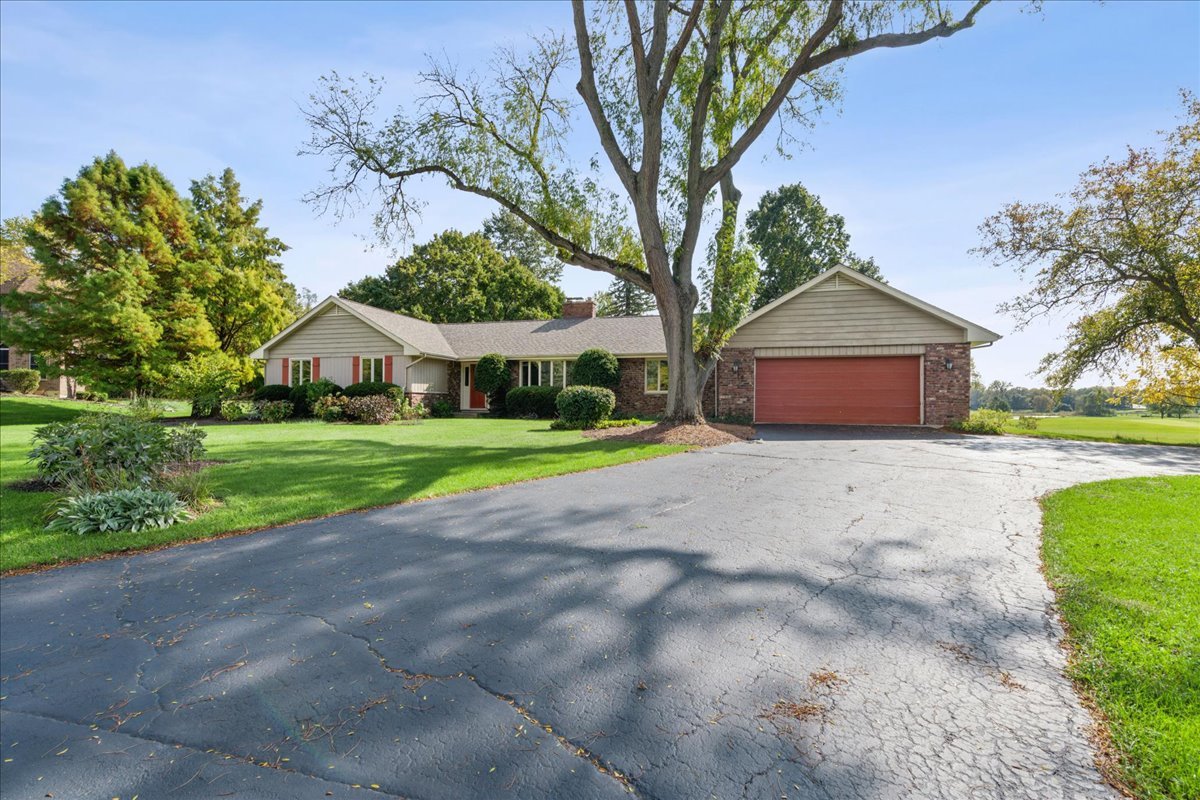 14 Golfview Lane