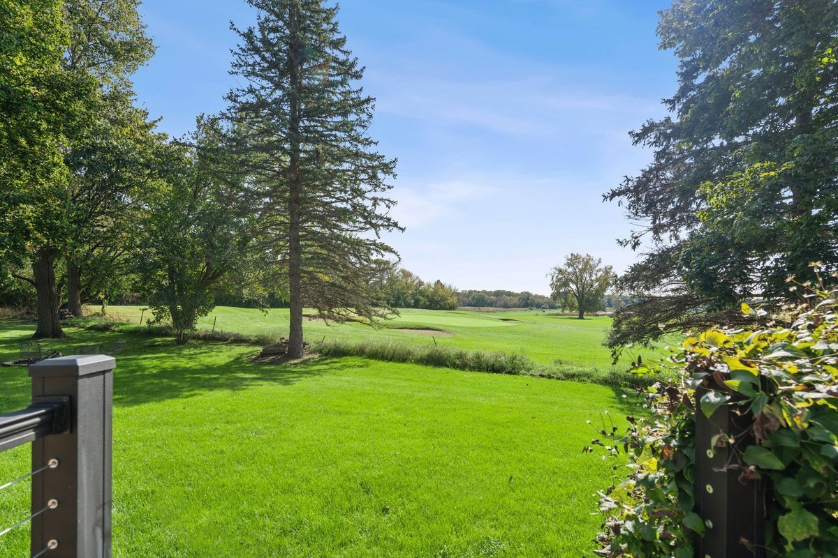 14 Golfview Lane
