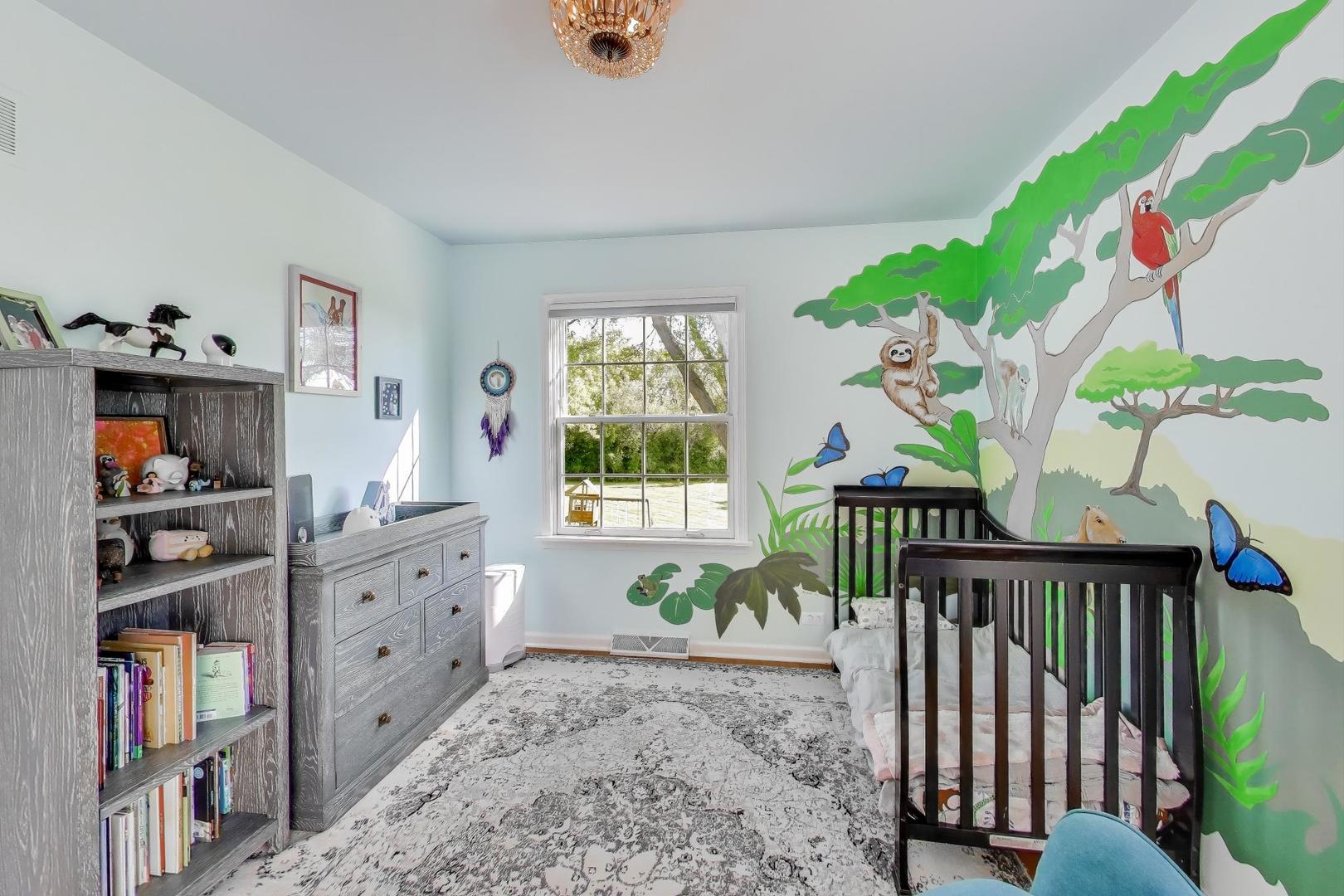 21301 N Woodland Avenue