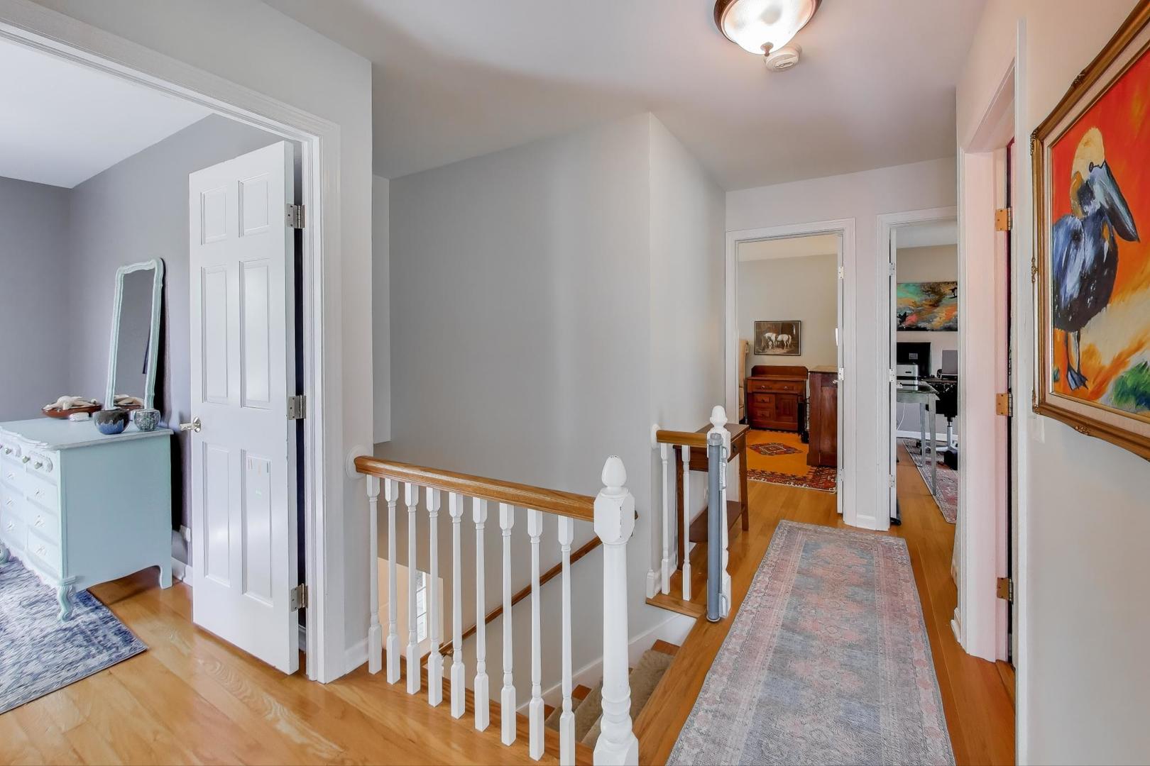 21301 N Woodland Avenue