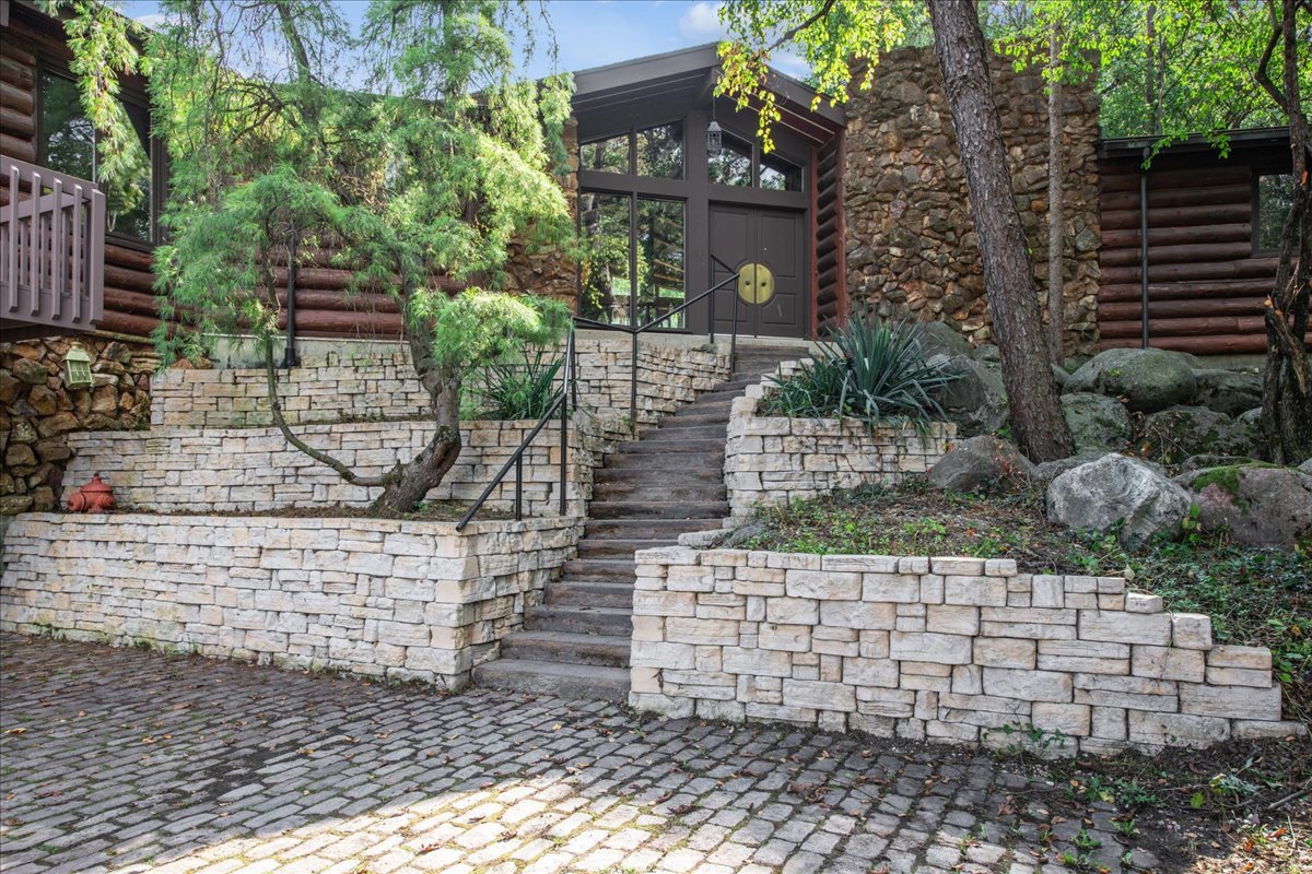 124 Deepwood Road