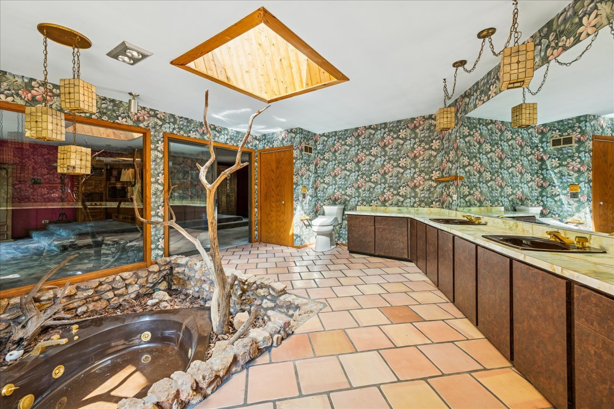 124 Deepwood Road