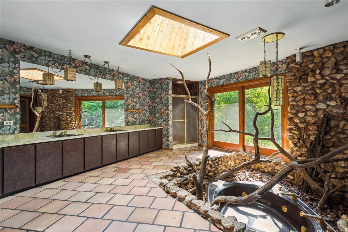 124 Deepwood Road