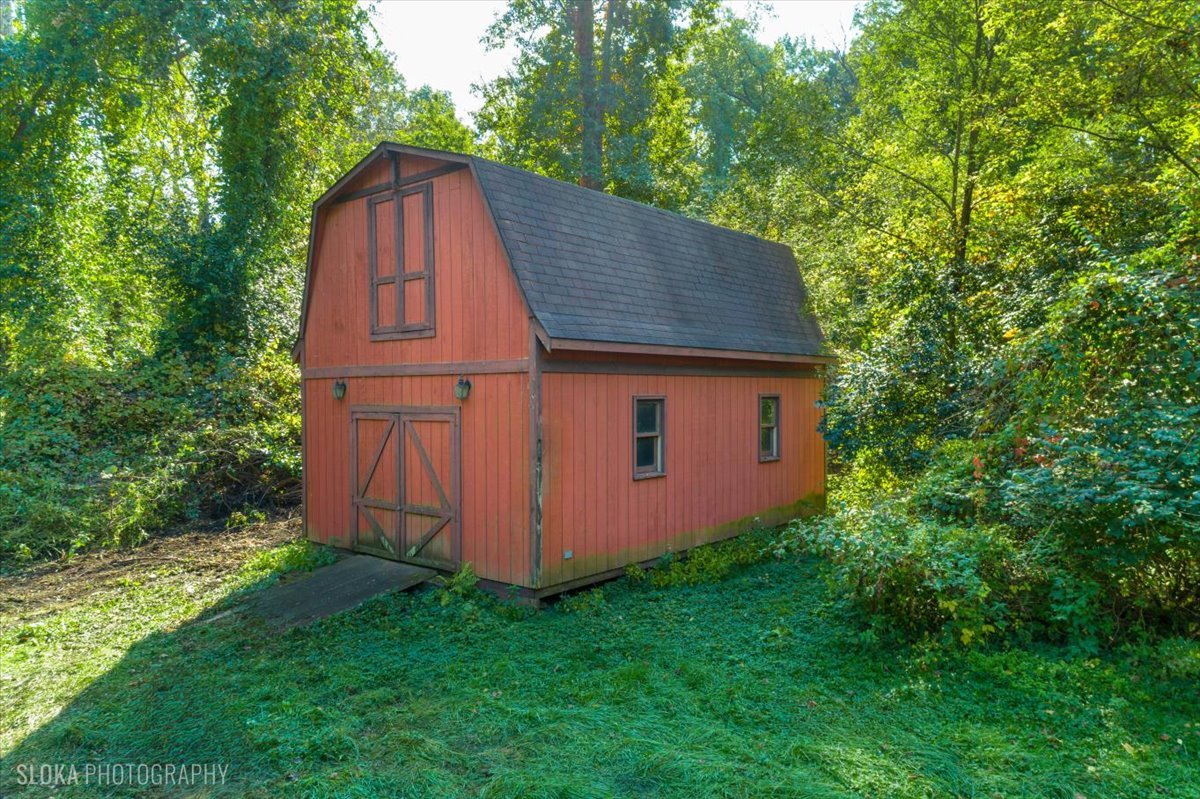 124 Deepwood Road