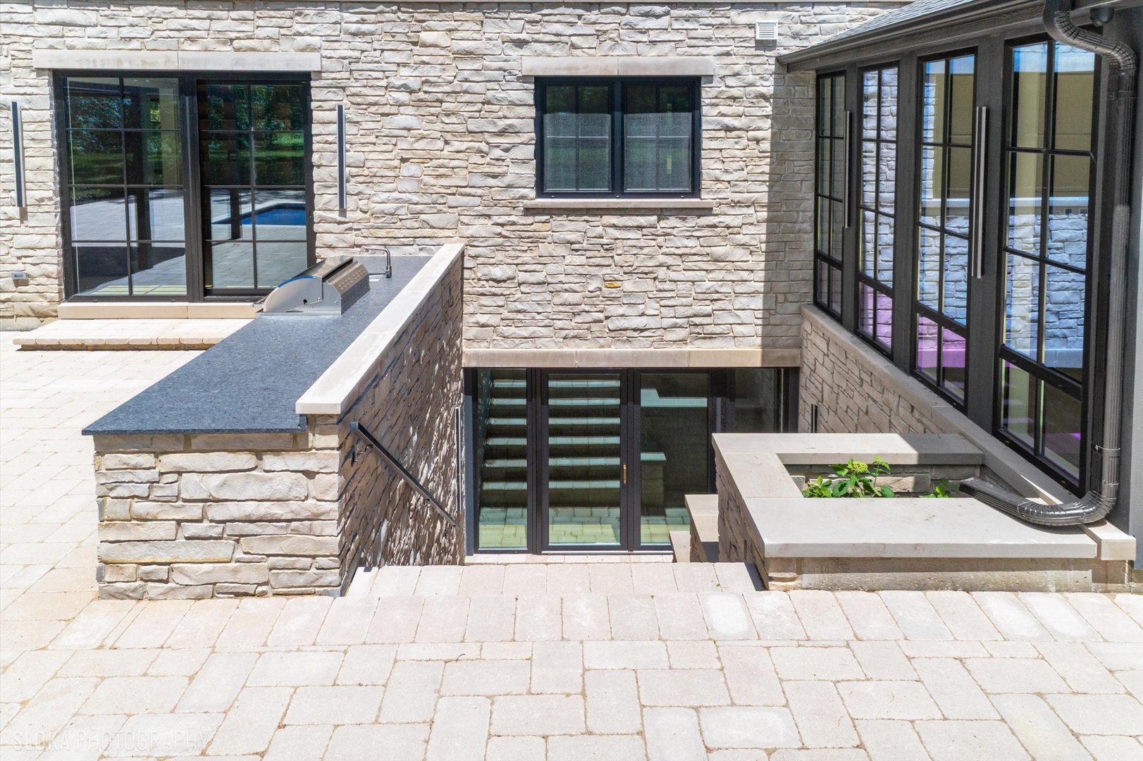 699 Plum Tree Road