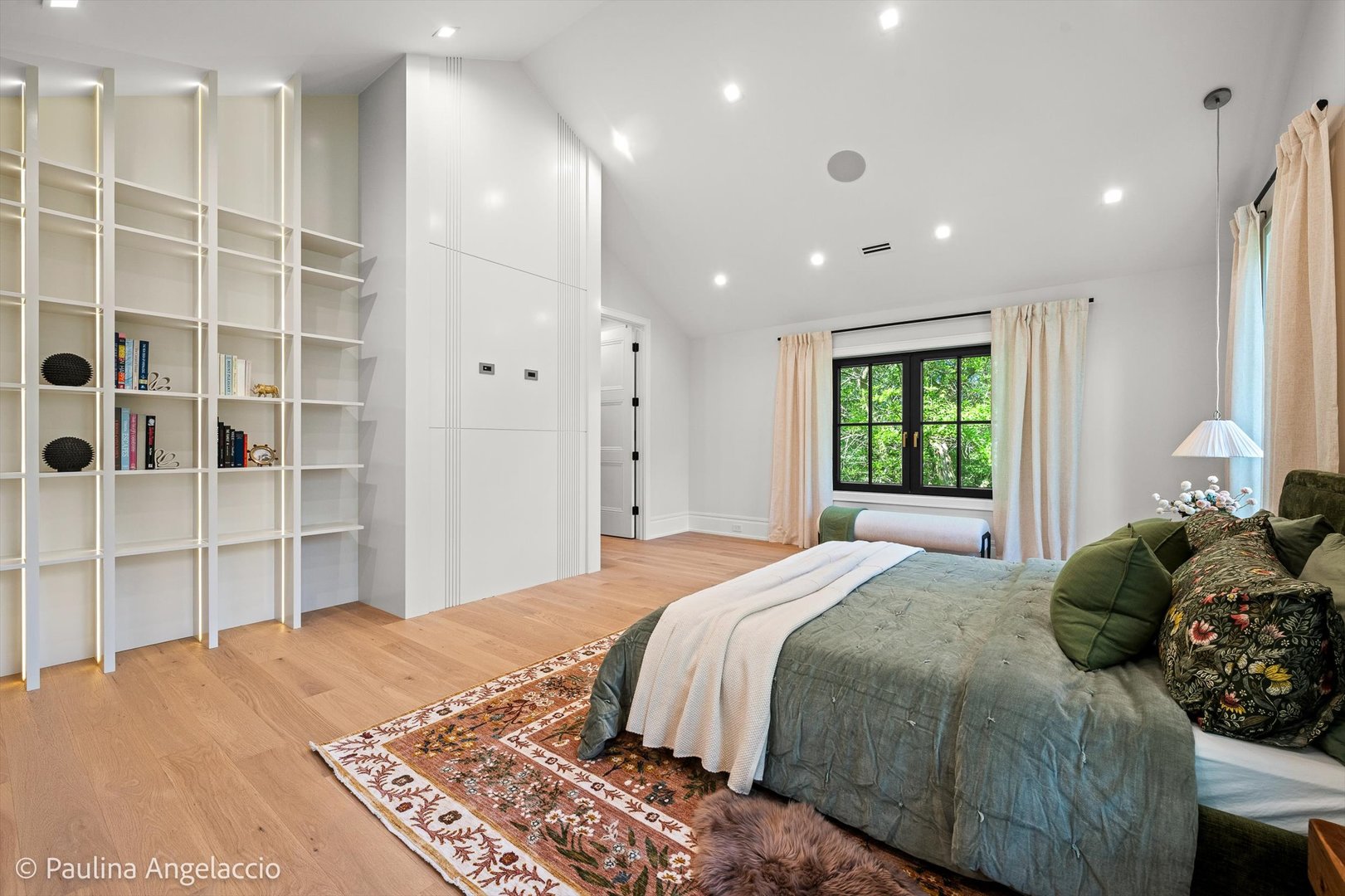 699 Plum Tree Road