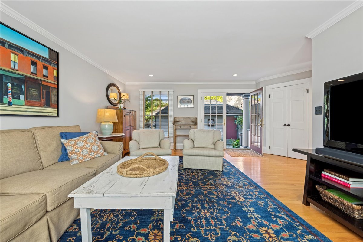 126 W Lake Street