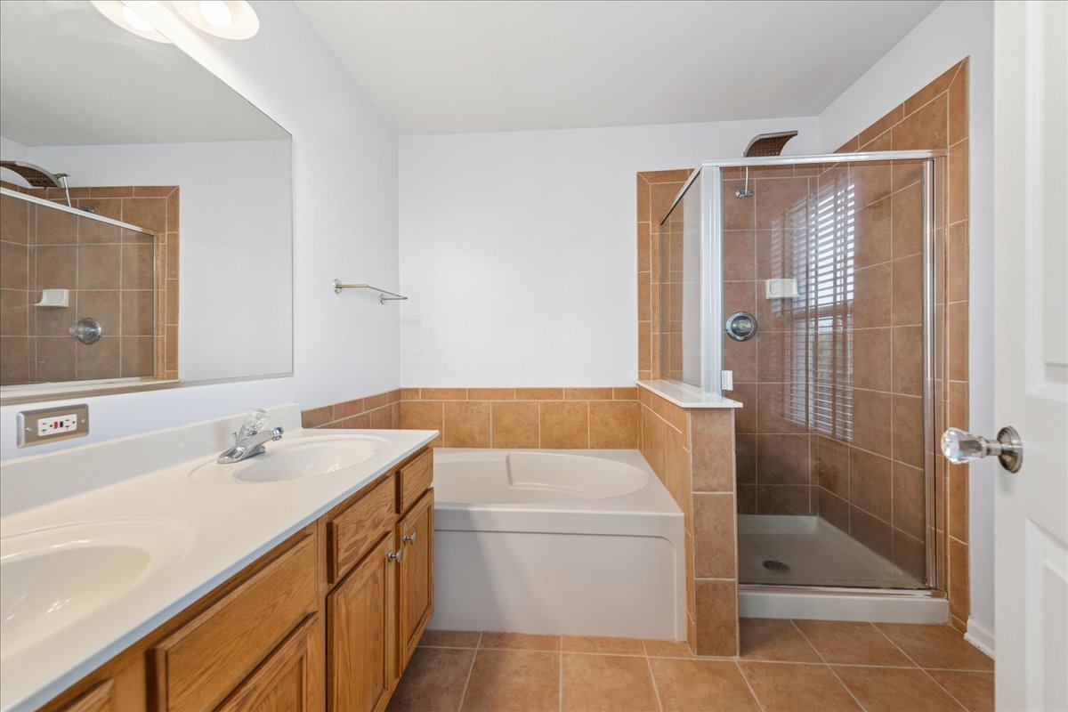 11805 Blue Bayou Drive