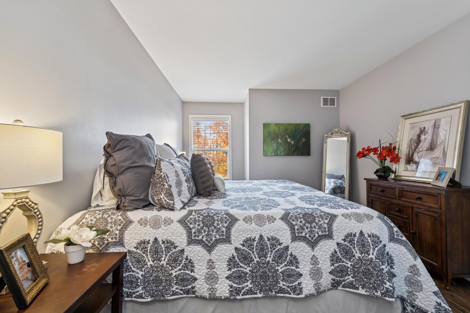 2166 Ivy Ridge Drive