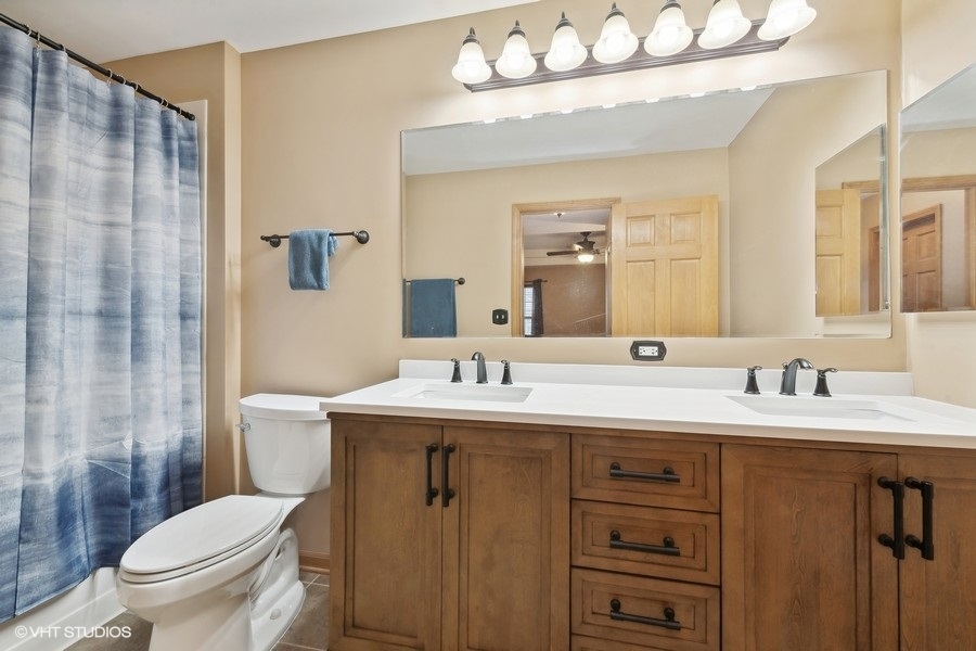 2870 Glacier Way Unit: C