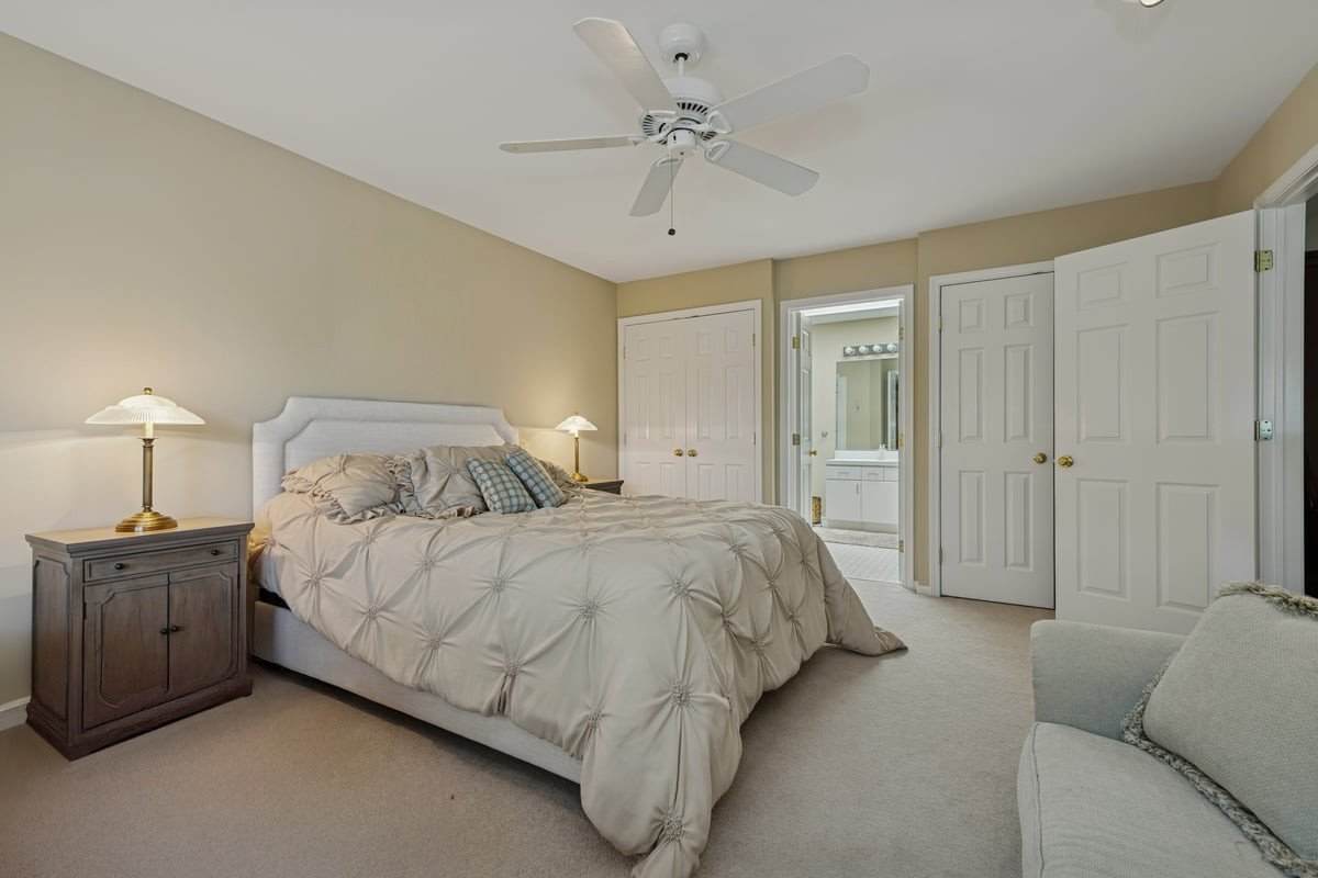 868 Longmeadow Court