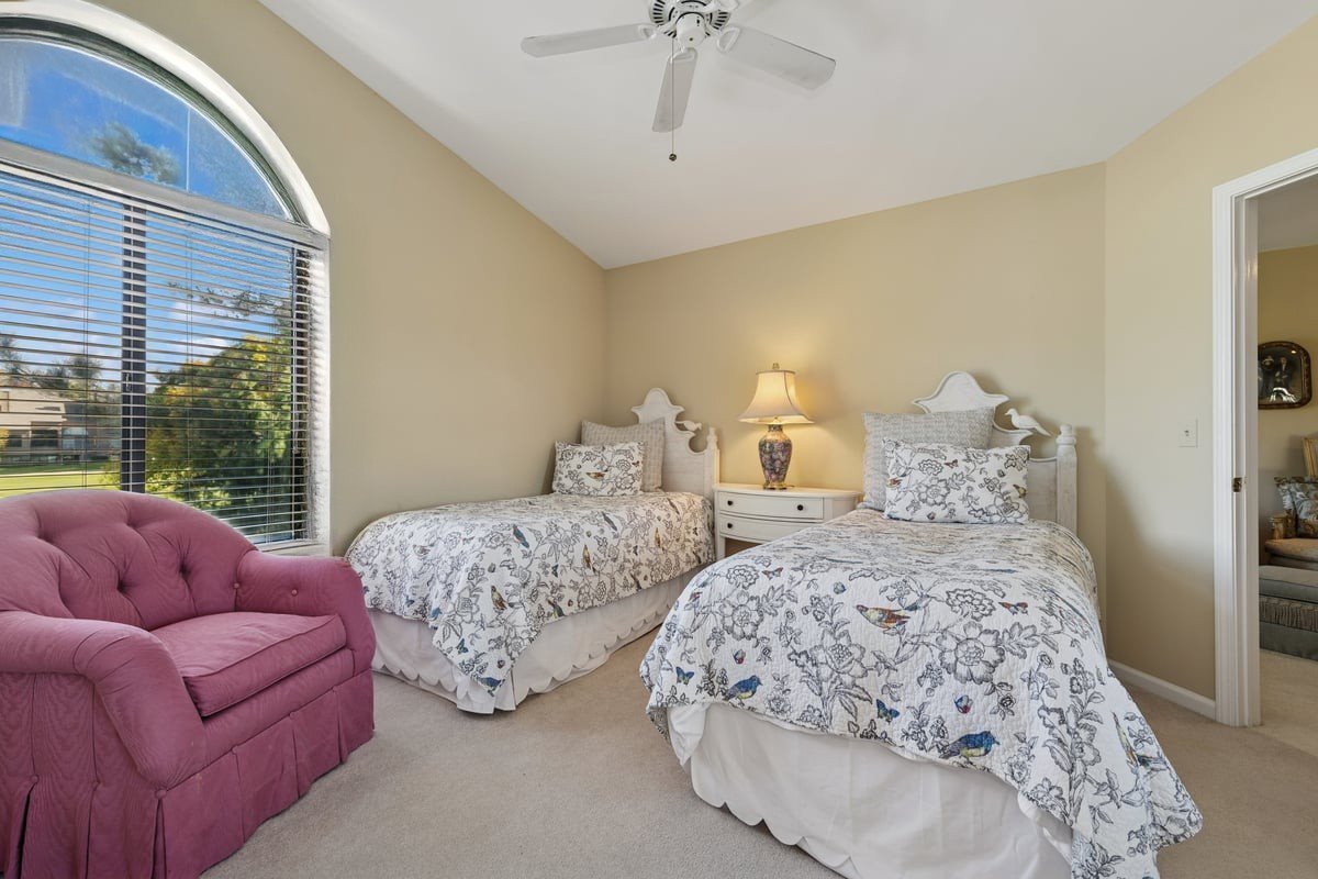 868 Longmeadow Court