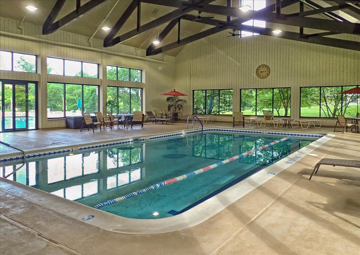 868 Longmeadow Court