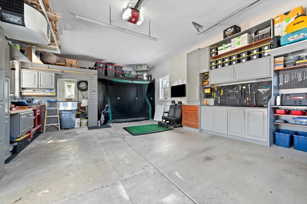 21032 N Crestview Drive