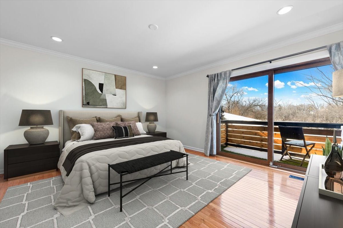 21032 N Crestview Drive