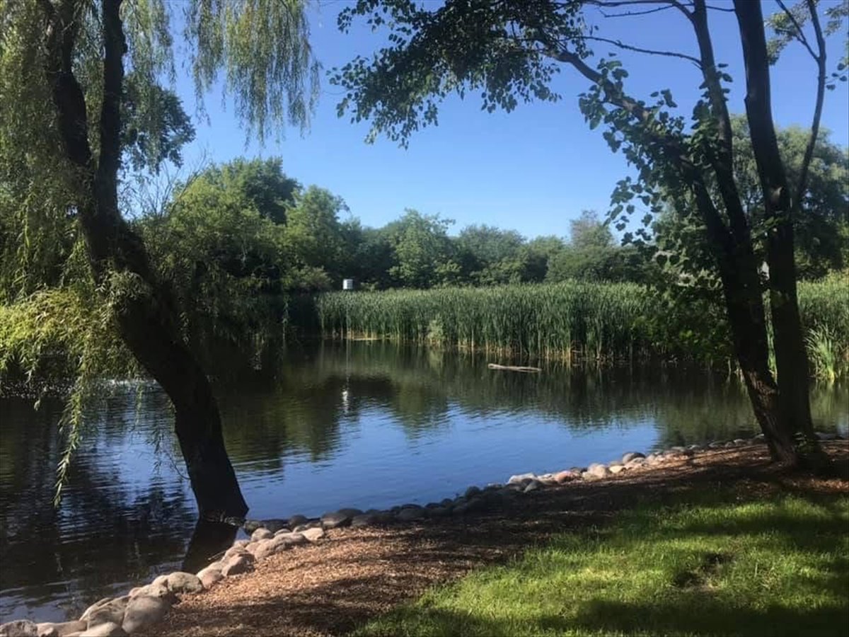 21032 N Crestview Drive