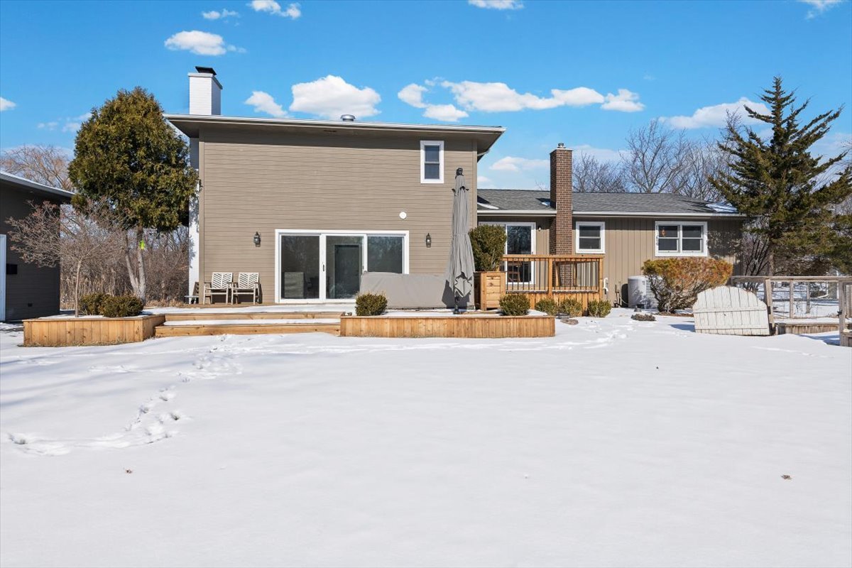 21032 N Crestview Drive