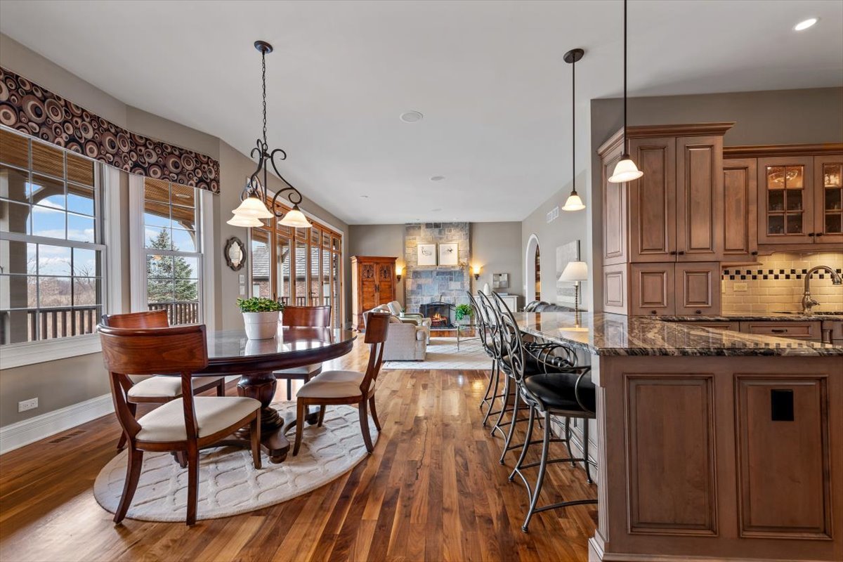 1281 E Longwood Drive