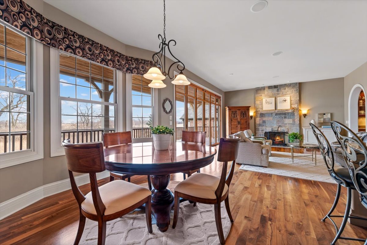 1281 E Longwood Drive