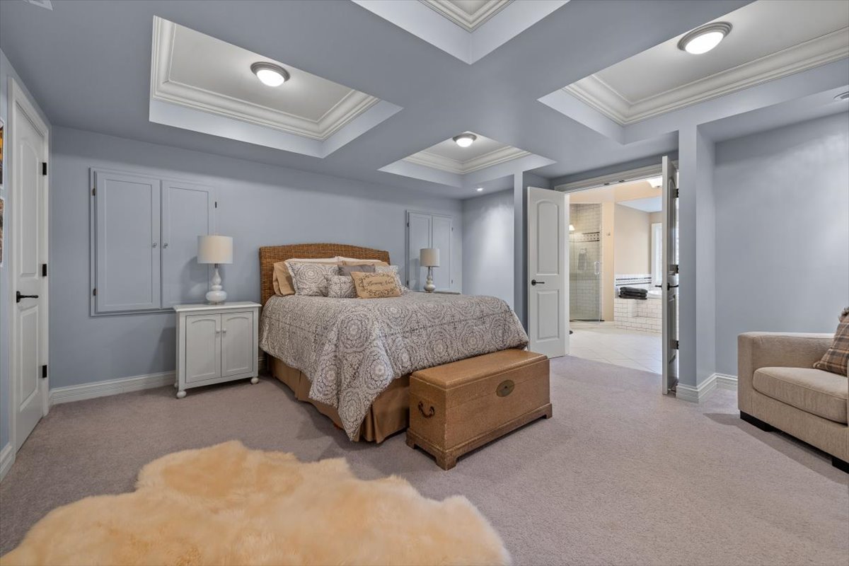 1281 E Longwood Drive