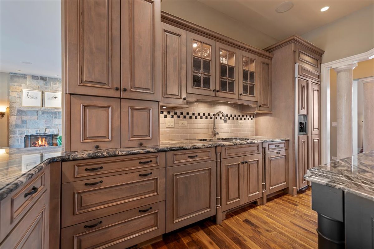 1281 E Longwood Drive