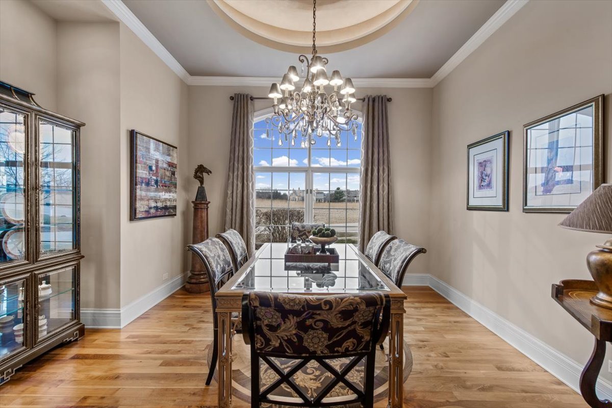 1281 E Longwood Drive