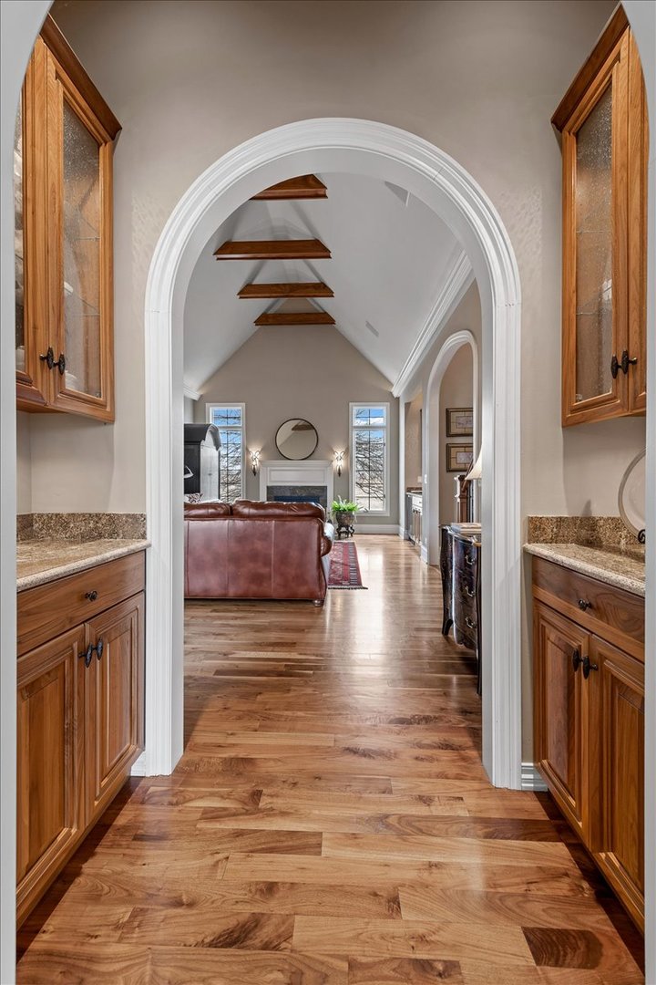 1281 E Longwood Drive