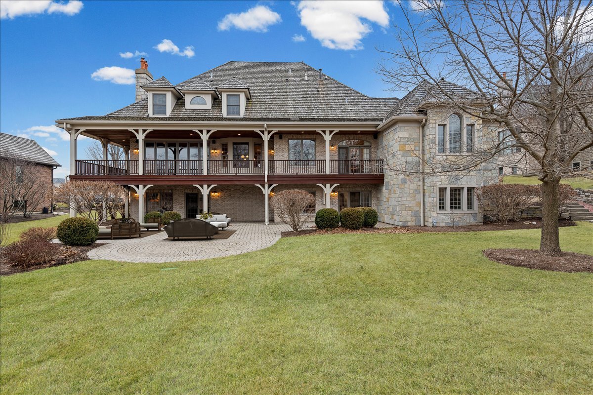 1281 E Longwood Drive