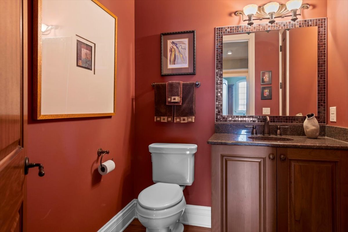 1281 E Longwood Drive