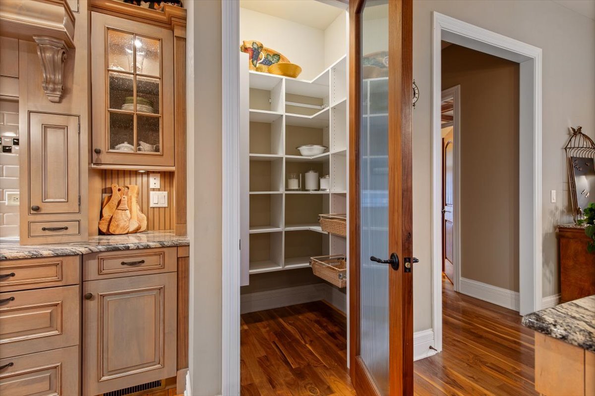 1281 E Longwood Drive