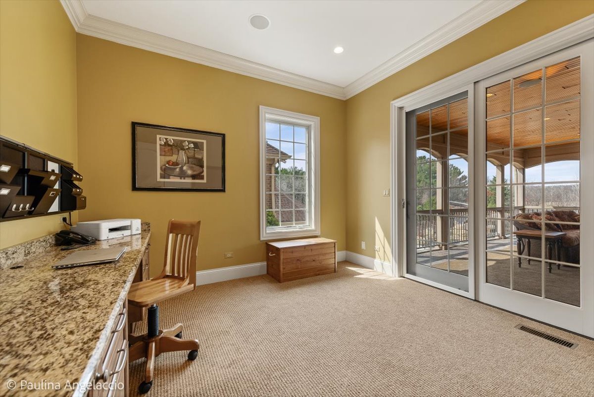 419 N Valley Hill Road