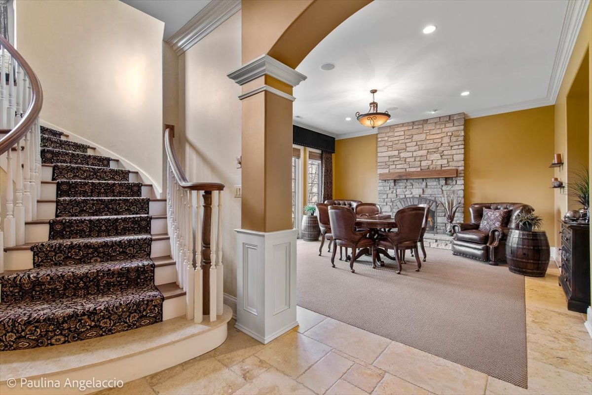 419 N Valley Hill Road