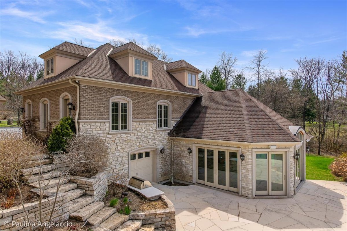 419 N Valley Hill Road