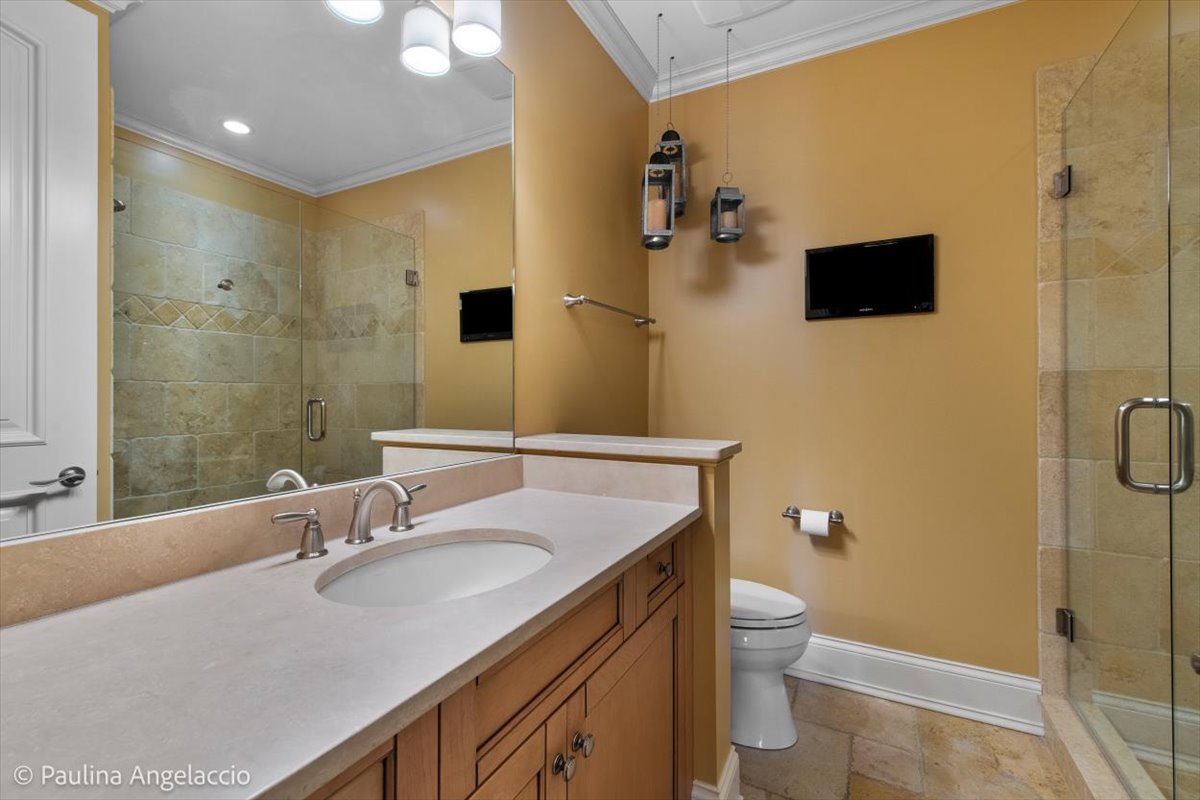 419 N Valley Hill Road