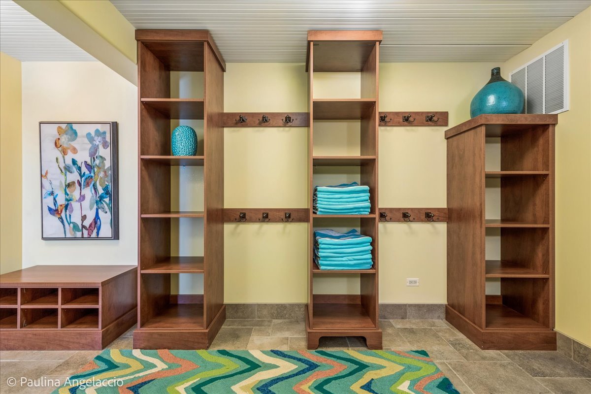 419 N Valley Hill Road