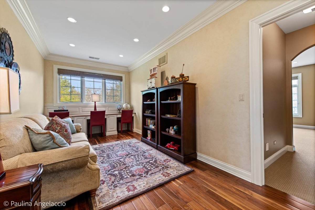 419 N Valley Hill Road