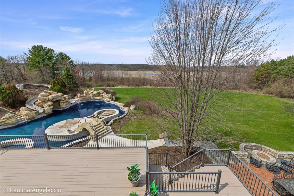 419 N Valley Hill Road