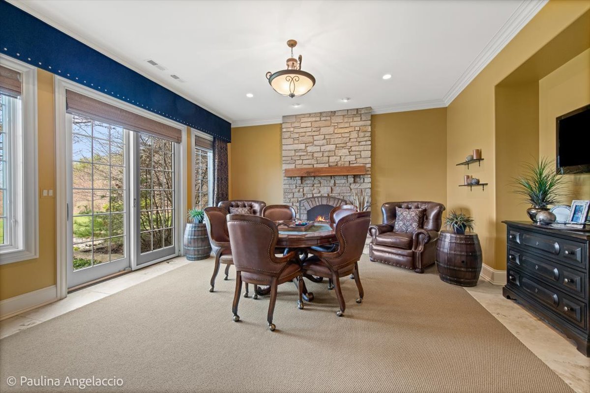 419 N Valley Hill Road