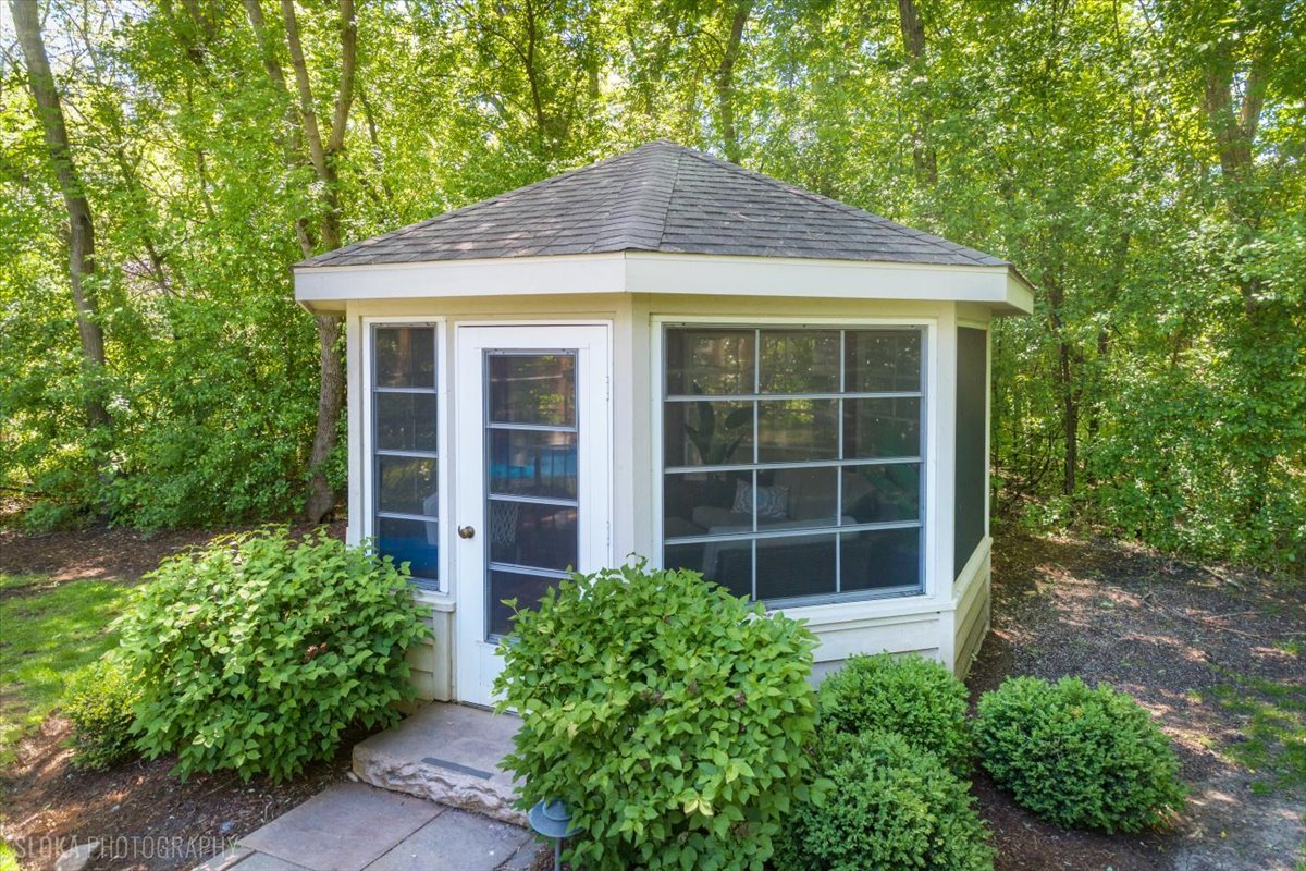 103 Equestrian Way