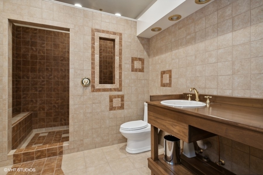 383 County Line Road