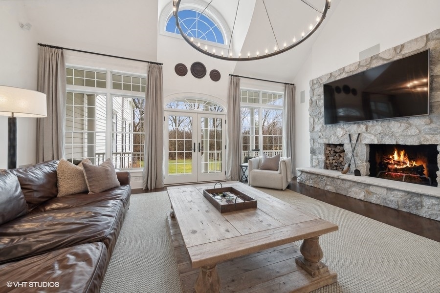 383 County Line Road