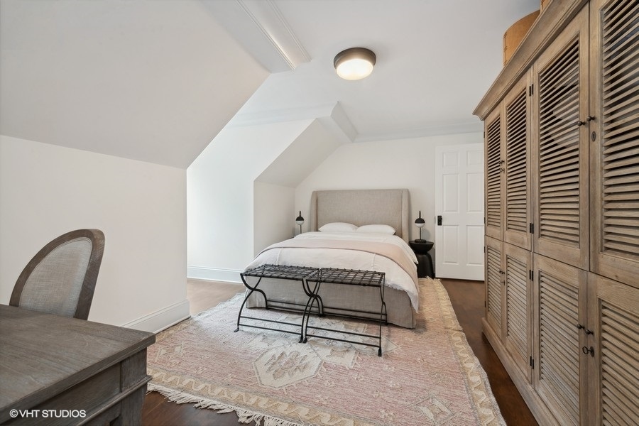 383 County Line Road