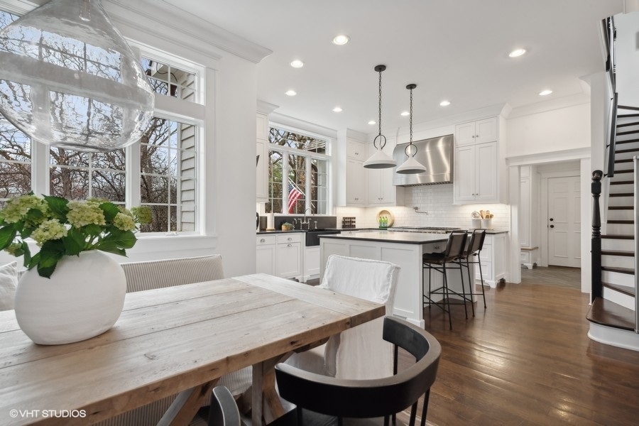 383 County Line Road