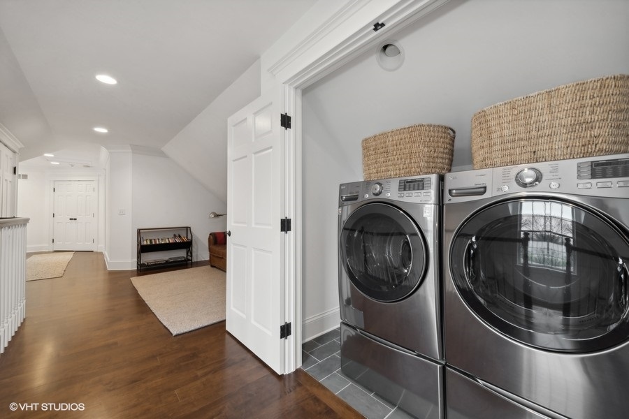 383 County Line Road