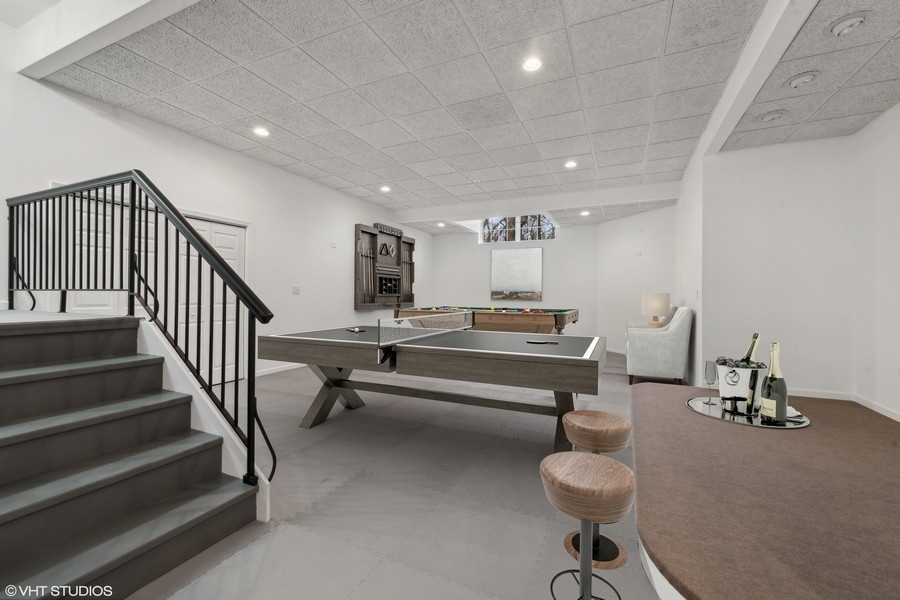 383 County Line Road