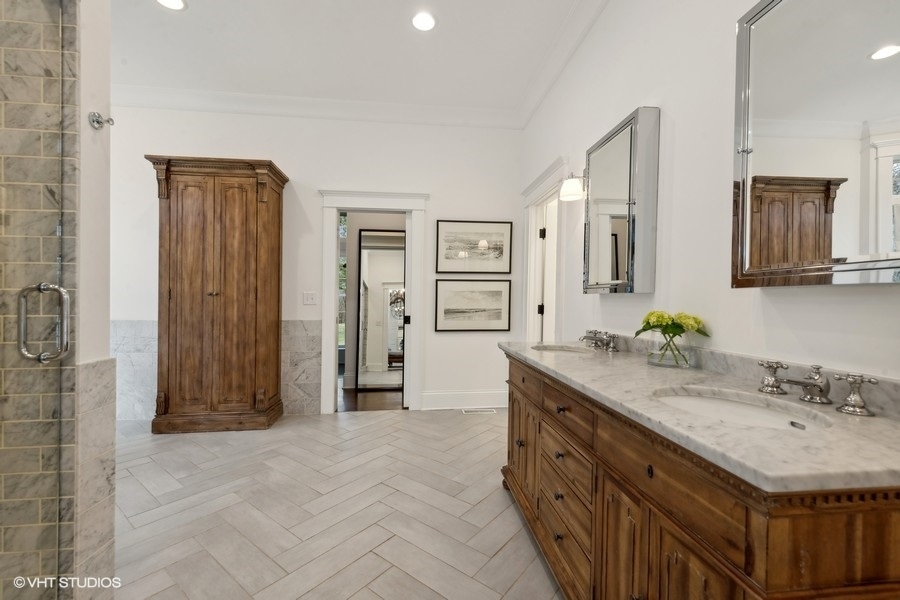 383 County Line Road