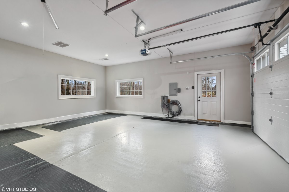 383 County Line Road